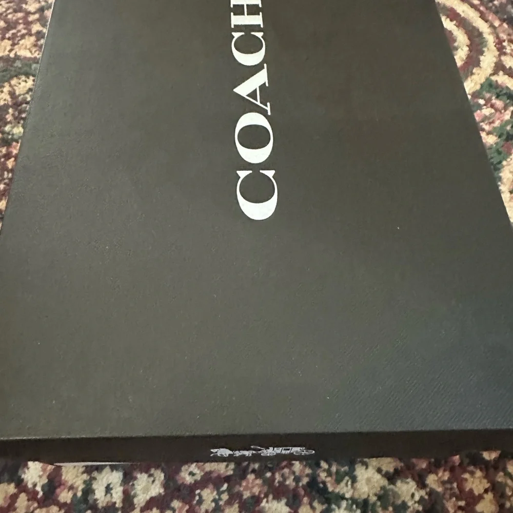 Coach women’s 9.5 B lowline Coated Canva Tan/Rust shoes sneakers floral with box - Picture 2 of 15